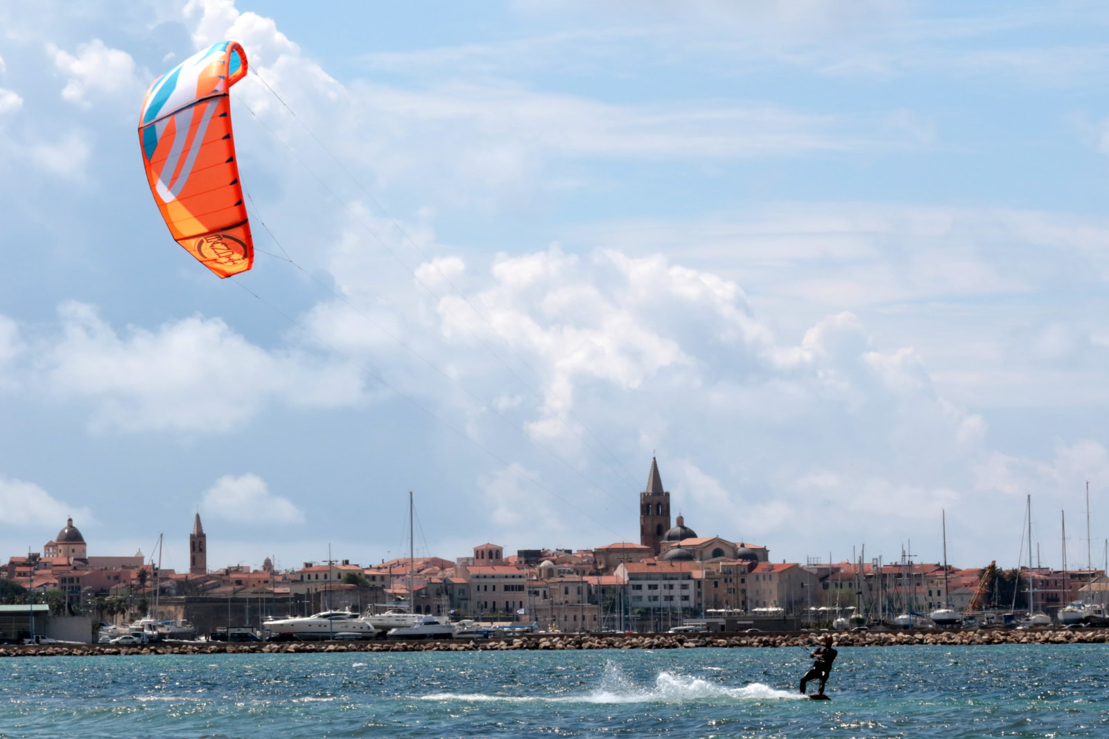 Kitesurf Sardinia Alghero Lido kitesurfing Pintadera activities